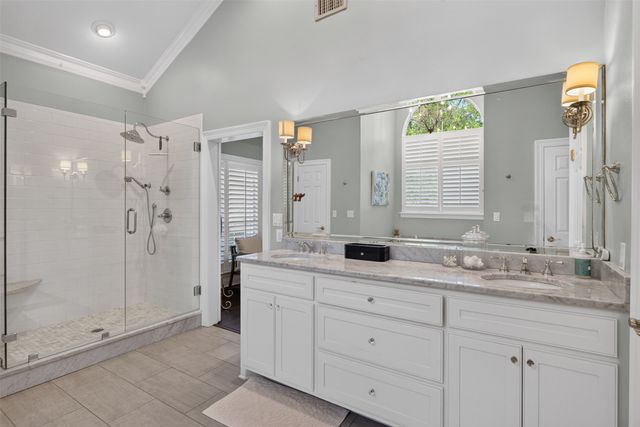 10110 Stonehedge Drive, Shreveport, LA 71106