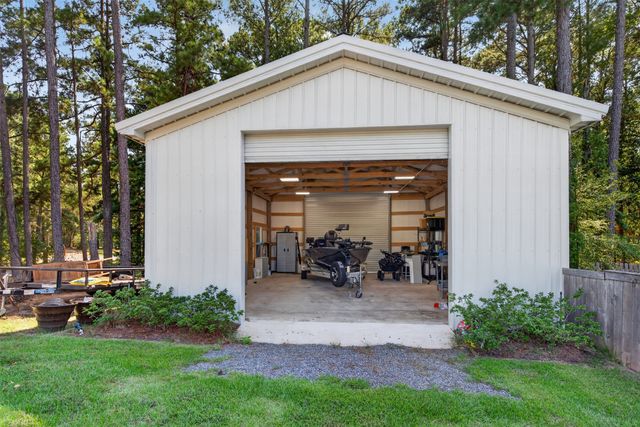 10110 Stonehedge Drive, Shreveport, LA 71106