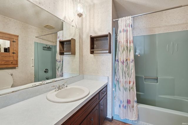 4177 US 6 Highway, Waterloo, IN 46793