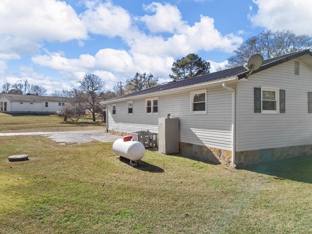 171 Barnett Road, Inman, SC 29349