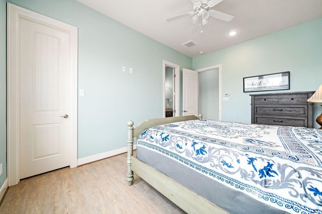 4210 Sandpiper, Galveston, TX 77554