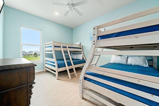 4210 Sandpiper, Galveston, TX 77554