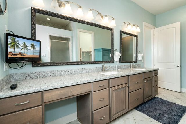 4210 Sandpiper, Galveston, TX 77554