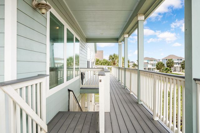 4210 Sandpiper, Galveston, TX 77554