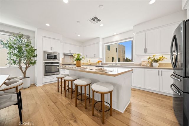 168 Terrapin, Irvine, CA 92618