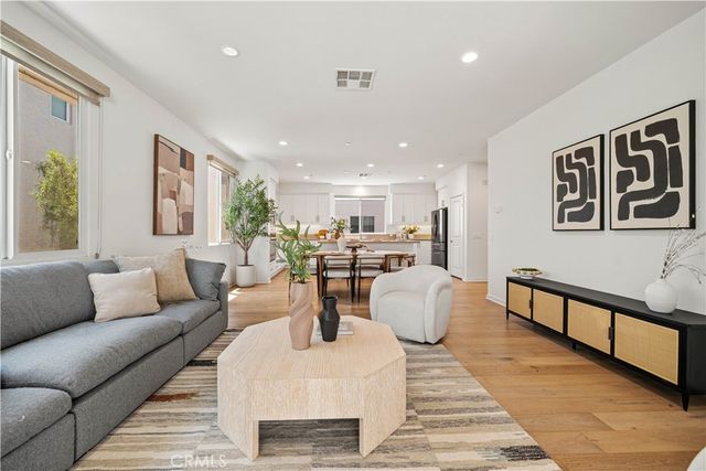 168 Terrapin, Irvine, CA 92618