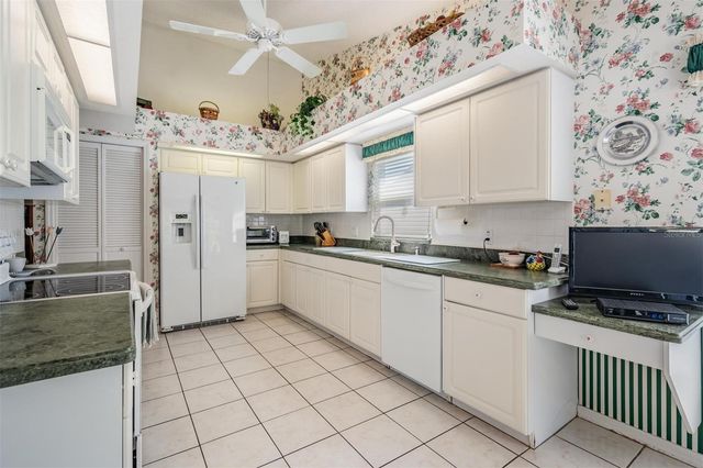 9525 SPRINGMEADOW DRIVE, New Port Richey, FL 34655