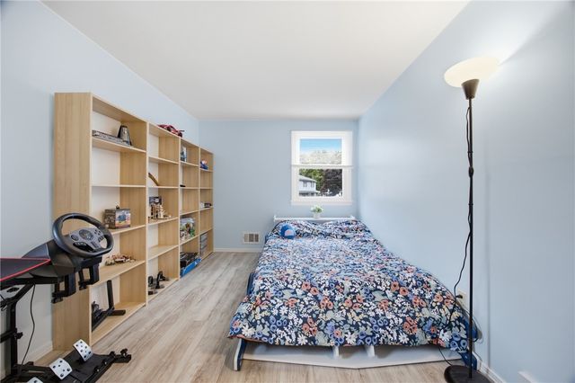 135 Maple Hill Farm Road, Penfield, NY 14526