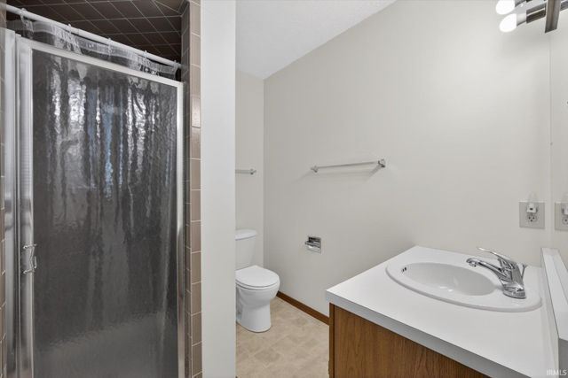 701 W Gordon Pike, Bloomington, IN 47403