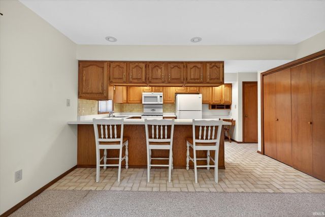 701 W Gordon Pike, Bloomington, IN 47403