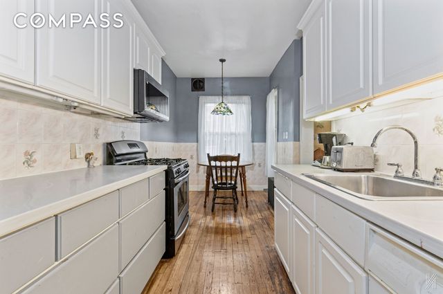 34-32 84th Street, New York City, NY 11372