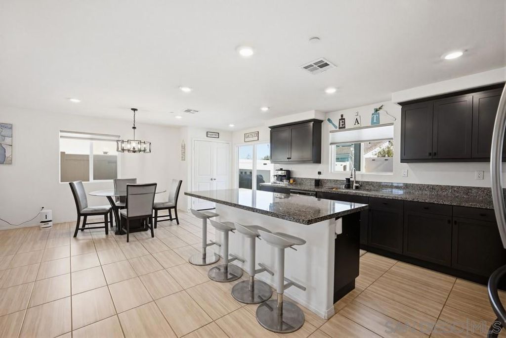 Image 18 of property listing at 32046 Prairie Crossing Dr, Winchester, CA 92596