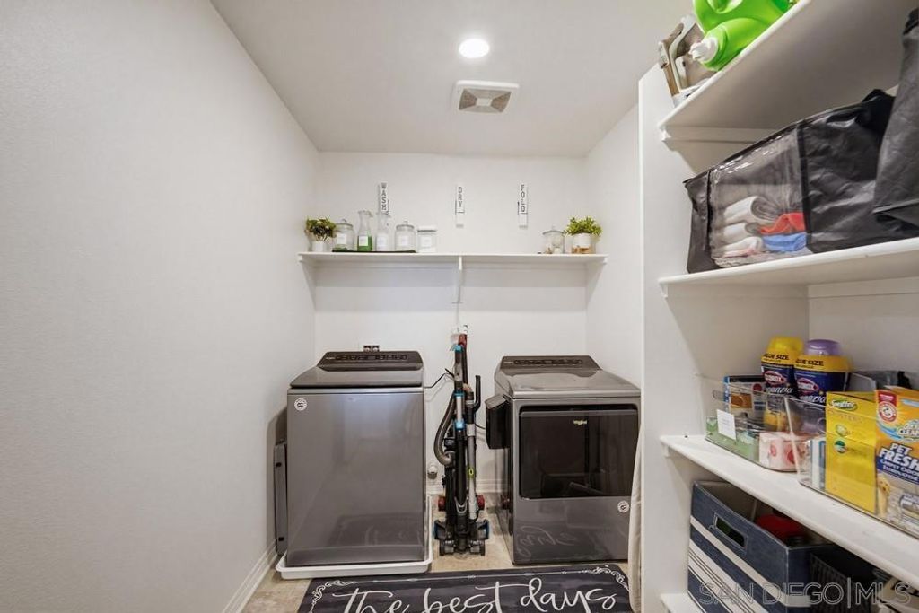 Image 29 of property listing at 32046 Prairie Crossing Dr, Winchester, CA 92596