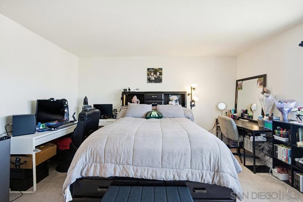 Image 40 of property listing at 32046 Prairie Crossing Dr, Winchester, CA 92596