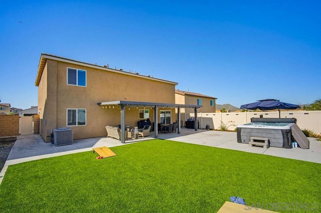 Image 55 of property listing at 32046 Prairie Crossing Dr, Winchester, CA 92596