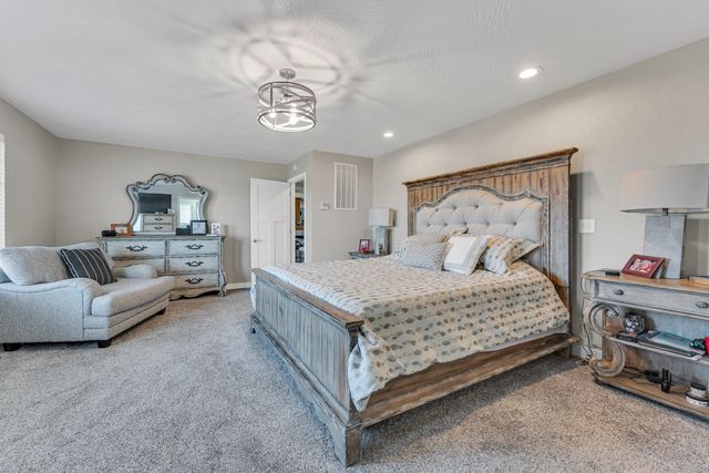 1301 Sanders Road, Kissee Mills, MO 65680