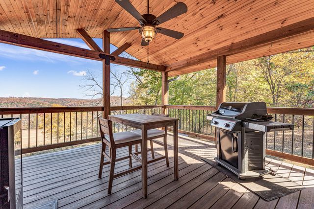 1301 Sanders Road, Kissee Mills, MO 65680