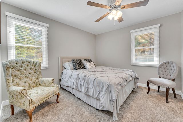 1301 Sanders Road, Kissee Mills, MO 65680