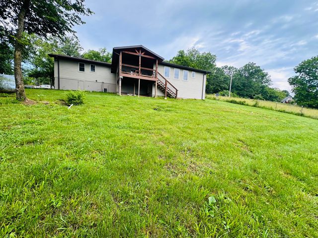1301 Sanders Road, Kissee Mills, MO 65680