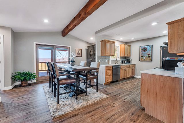 1301 Sanders Road, Kissee Mills, MO 65680