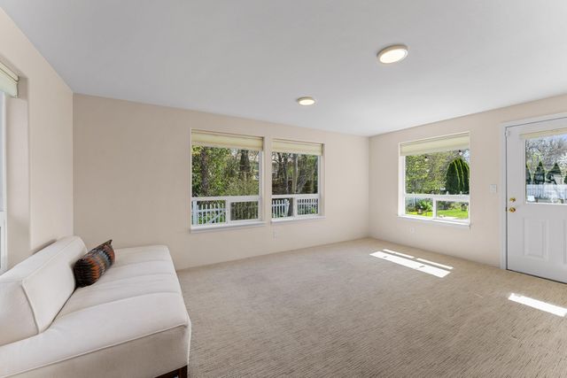 620 NW Morgan Lane, Grants Pass, OR 97526