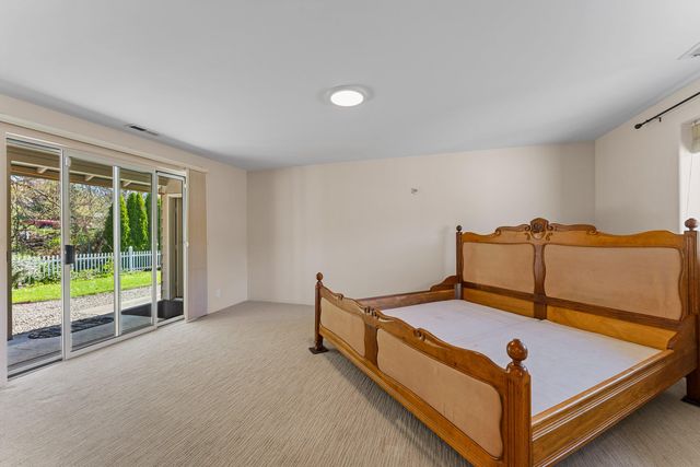 620 NW Morgan Lane, Grants Pass, OR 97526