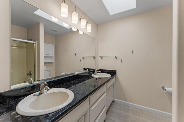 620 NW Morgan Lane, Grants Pass, OR 97526