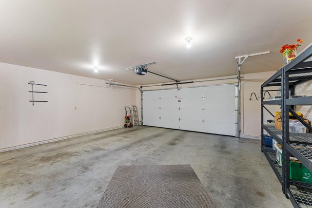 620 NW Morgan Lane, Grants Pass, OR 97526