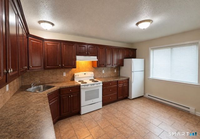 501 Scott Road 24, Waterbury, CT 06705