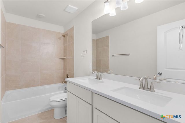 890 Farmhouse Trail, New Braunfels, TX 78130