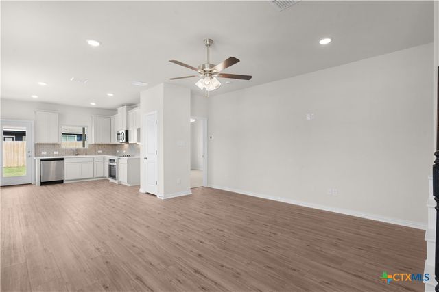 890 Farmhouse Trail, New Braunfels, TX 78130