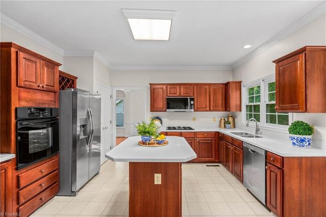 4810 Weston Place, Jamestown, NC 27282