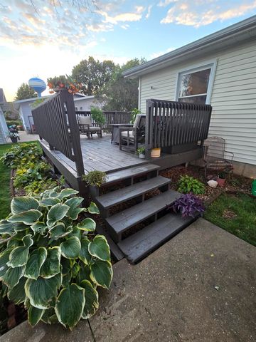 320 Pine Street, Osage, IA 50461