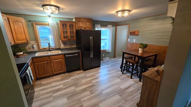 320 Pine Street, Osage, IA 50461