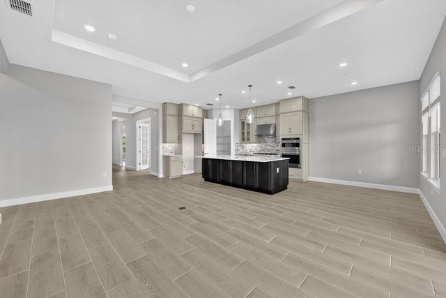 7700 BLUE MOON RUN, Sarasota, FL 34241