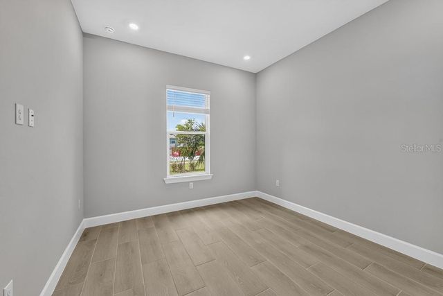 7700 BLUE MOON RUN, Sarasota, FL 34241