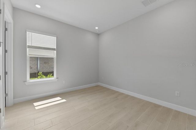 7700 BLUE MOON RUN, Sarasota, FL 34241