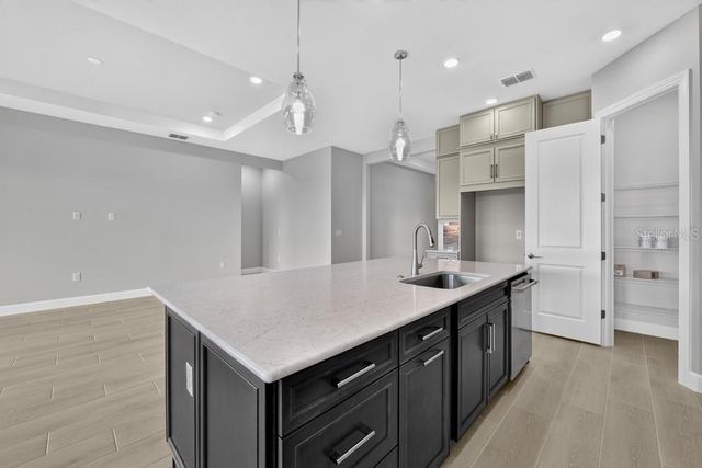 7700 BLUE MOON RUN, Sarasota, FL 34241