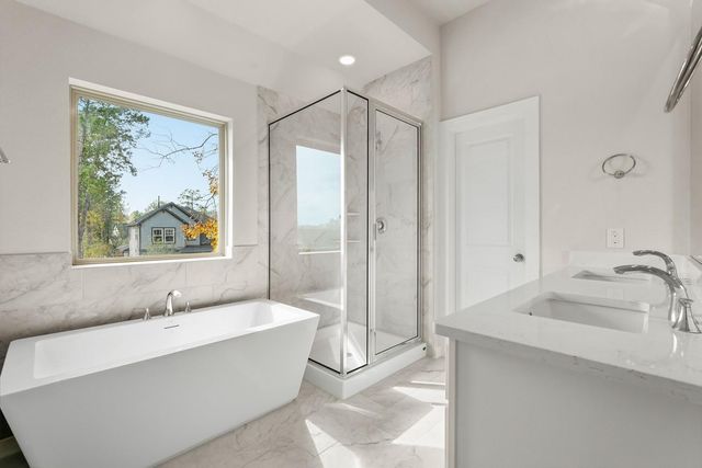 304 Fields Lane, Montgomery, TX 77316