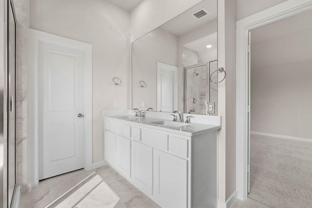 304 Fields Lane, Montgomery, TX 77316