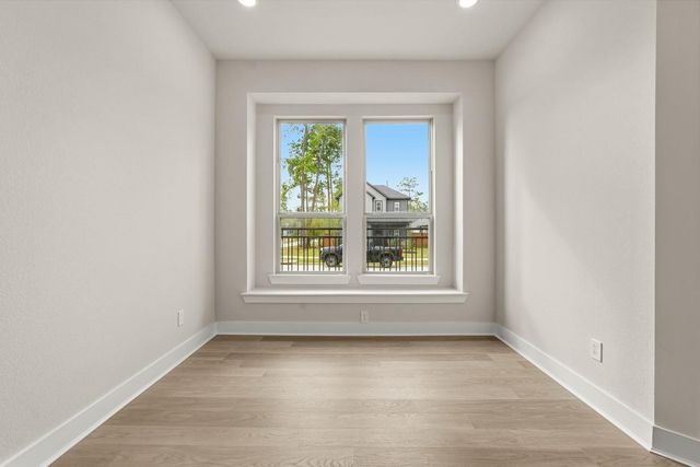 304 Fields Lane, Montgomery, TX 77316