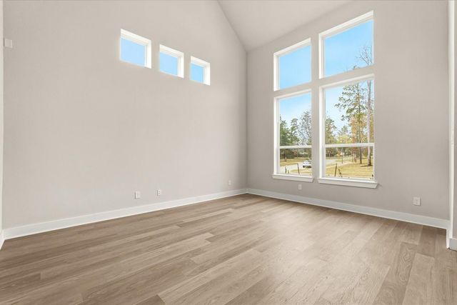 304 Fields Lane, Montgomery, TX 77316