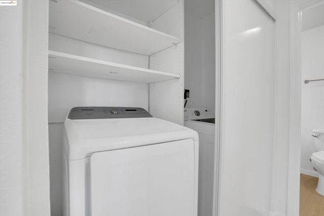 29621 Red Oak Ct 6, Hayward, CA 94544