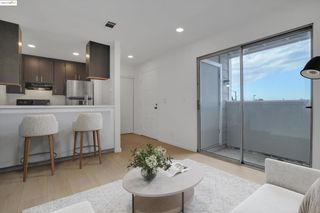 29621 Red Oak Ct 6, Hayward, CA 94544