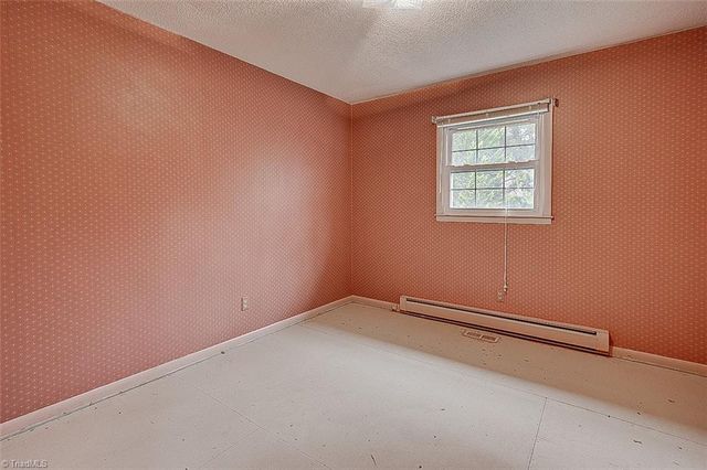 4202 Beaumont Drive, Sophia, NC 27350