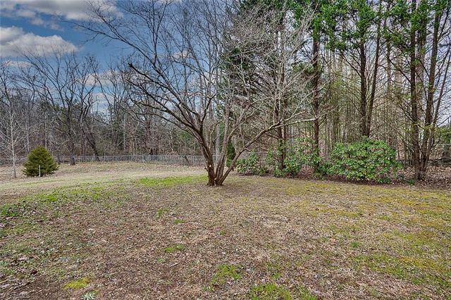 4202 Beaumont Drive, Sophia, NC 27350