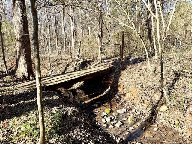 4202 Beaumont Drive, Sophia, NC 27350