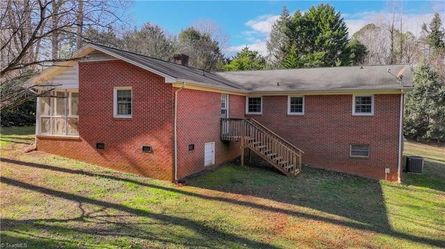 4202 Beaumont Drive, Sophia, NC 27350