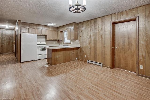 4202 Beaumont Drive, Sophia, NC 27350