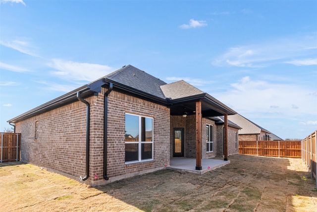 502 Limestone Circle, Mabank, TX 75147